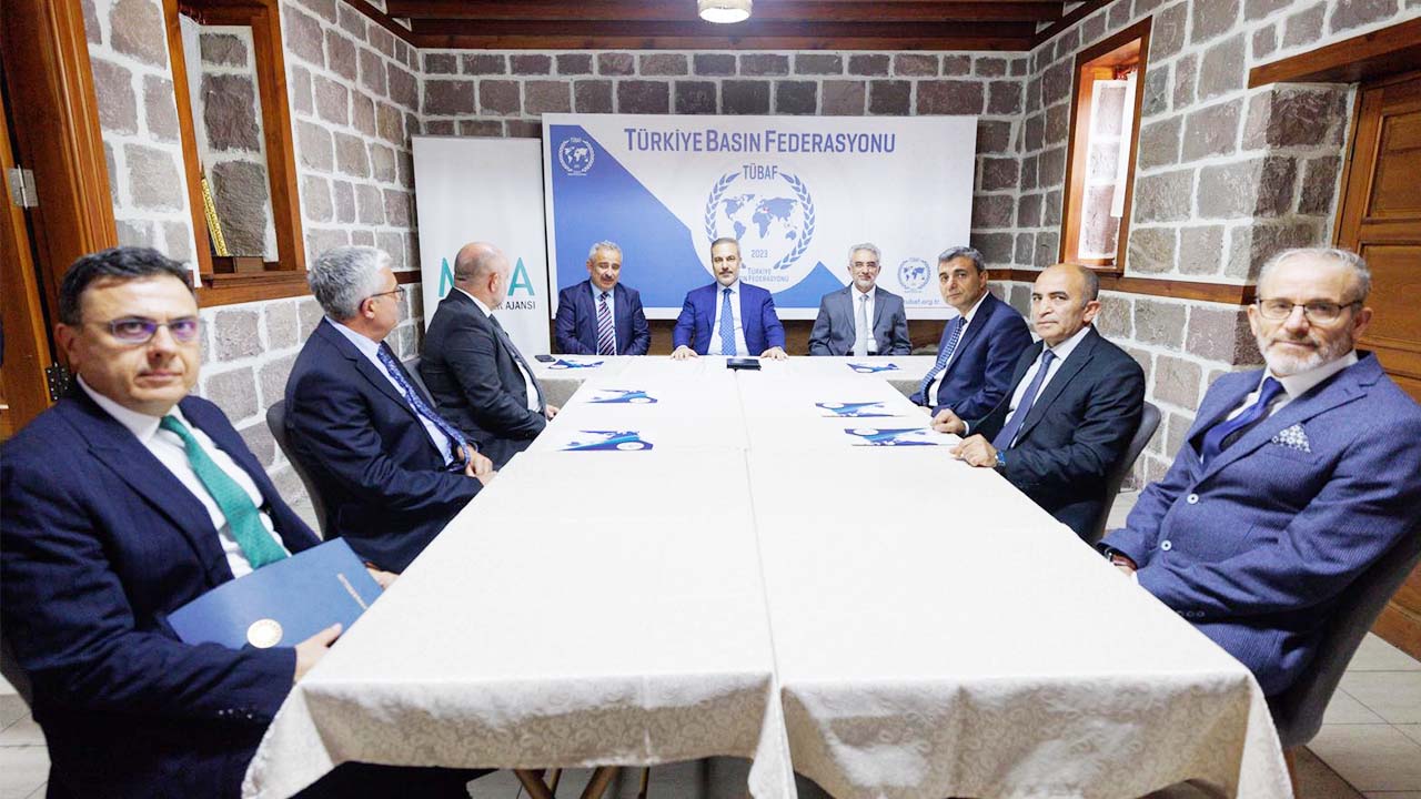 Ankara Logo Üstü (4)