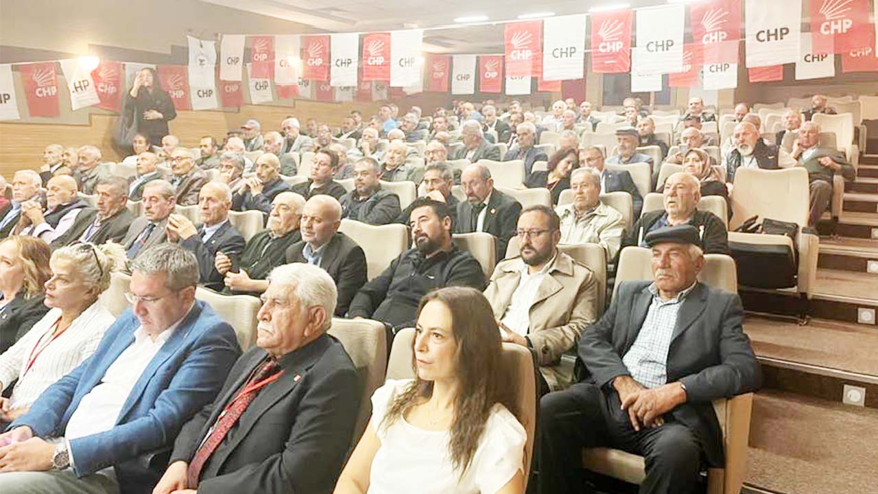 Chp Ilçe Kongresi (3)