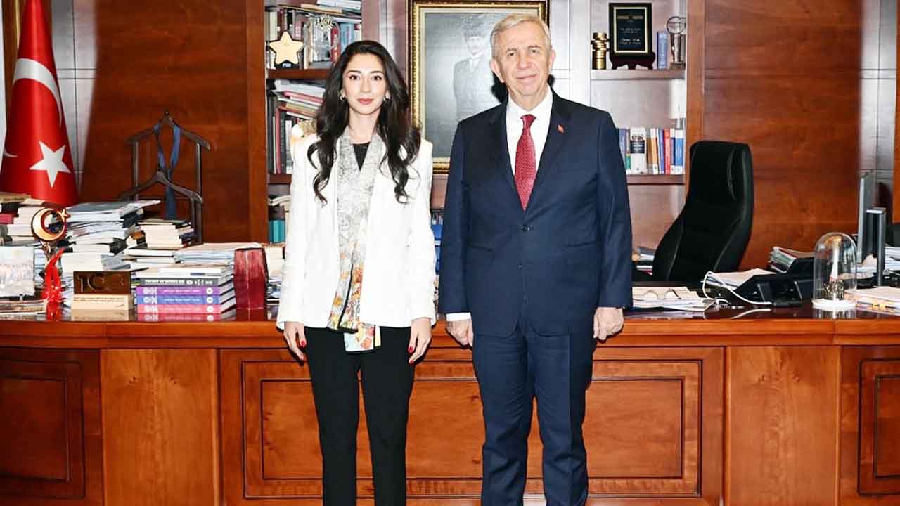 Ece Yılmazdan Mansur Yavaşa Destek