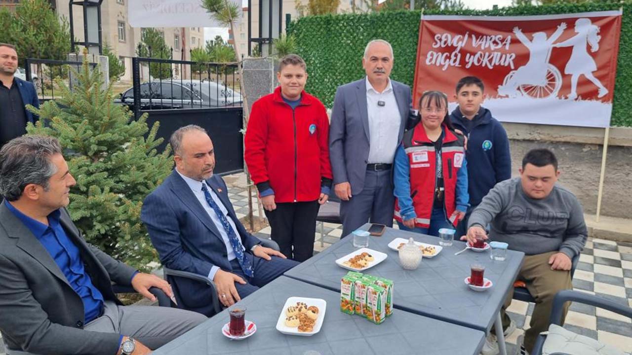 Engelsi̇z Cafe İha (3)