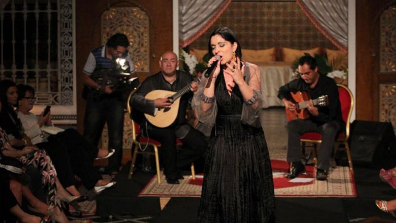 Fado Nedir Portekiz’in Duygulara Dokunan Müziği