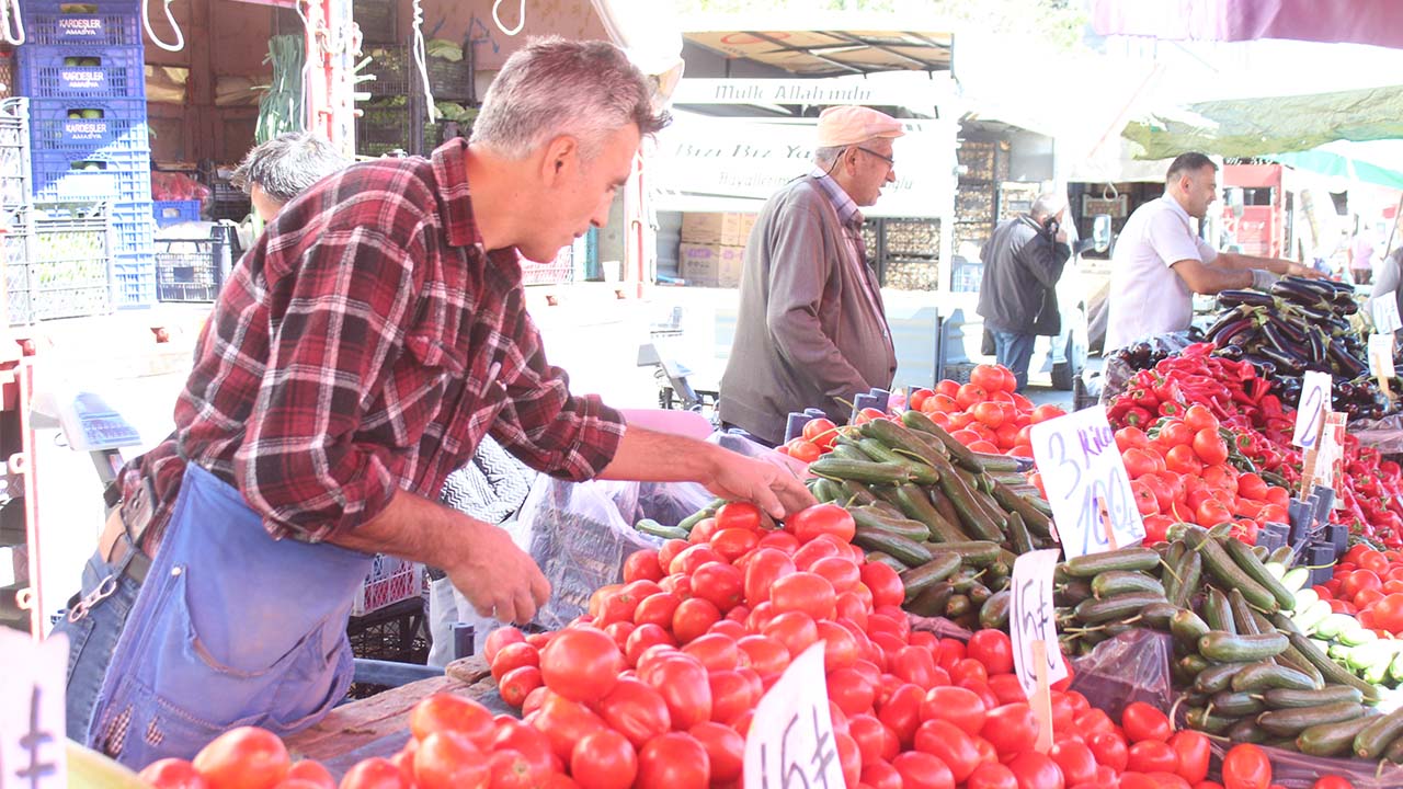 Nuri Çay Pazarcı (2)