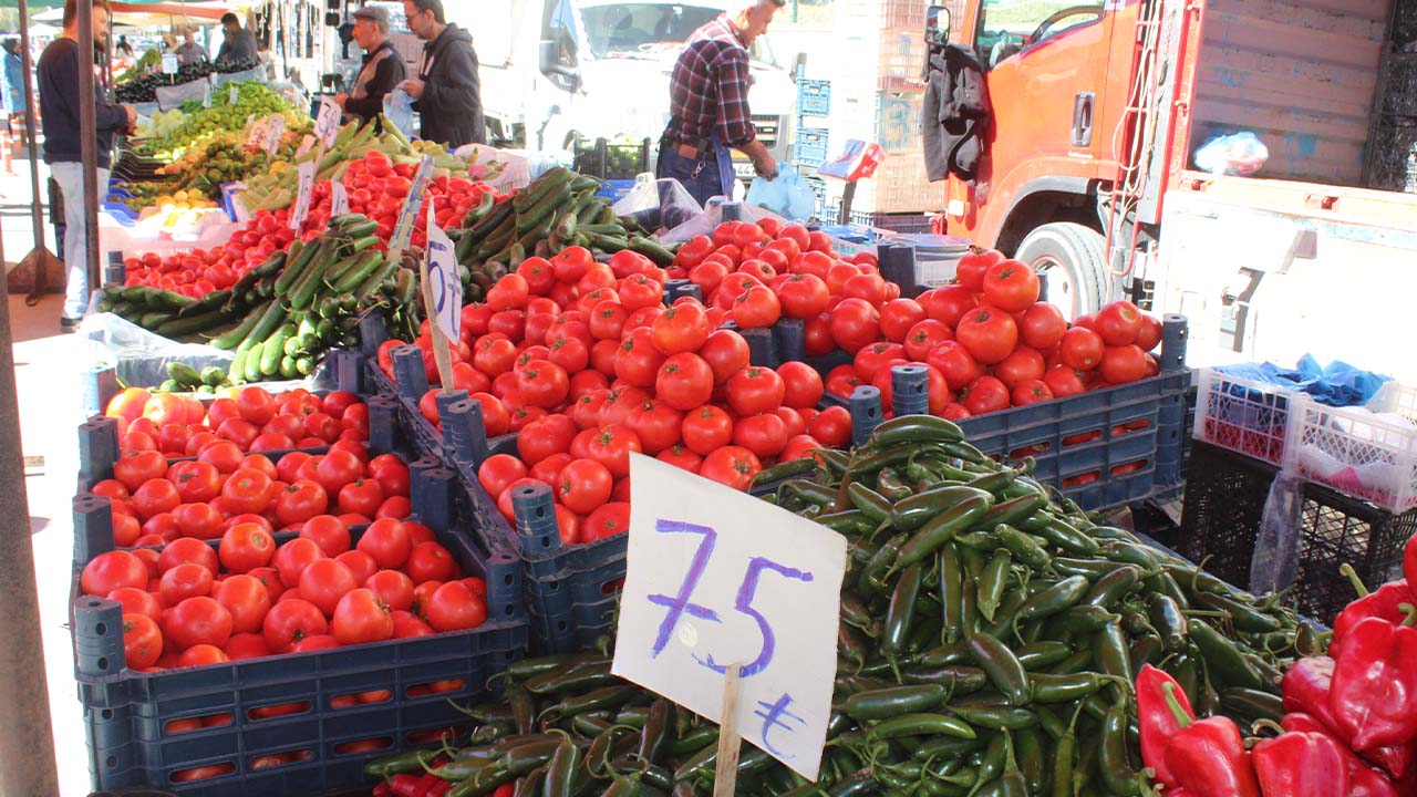 Nuri Çay Pazarcı (4)