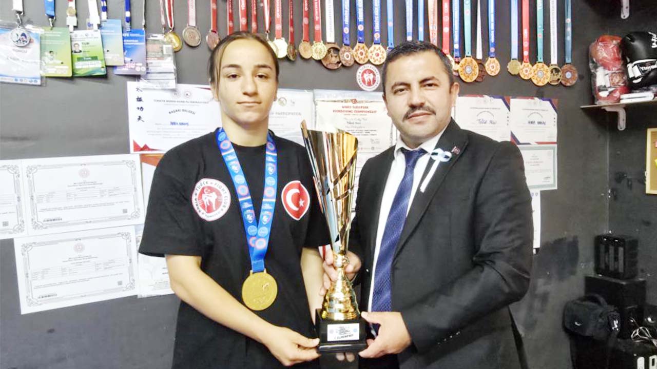 Rabia Karadaş Dünya Hedefi (2)