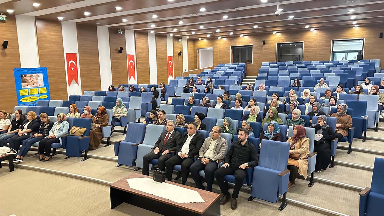 Sağlık Müdürlüğü Konferans (3)