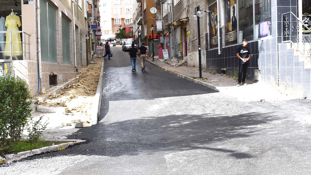 Sinema Sokak Asfalt (6)