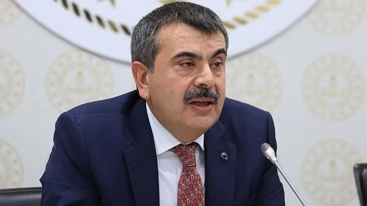 Zorunlu Eğitim Süresi Kısalıyor Mu