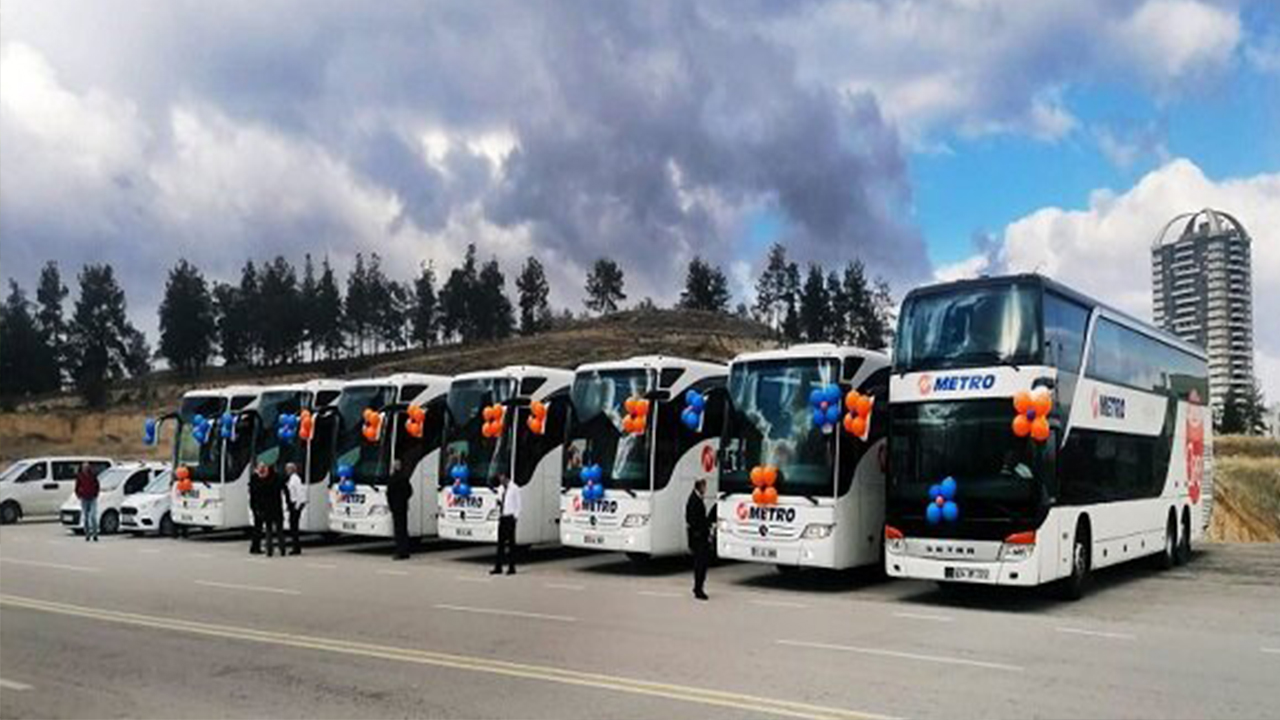 10 Li̇raya Otobüs Yolculuğu (1)