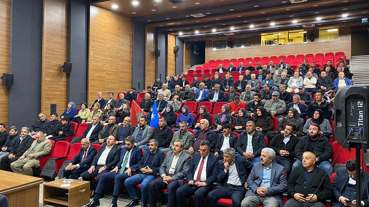 Akdağ Ak Parti Meclis Toplantı (3)