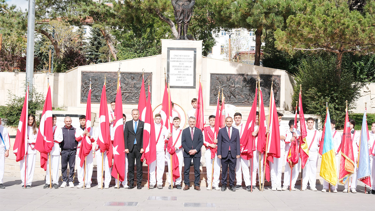 Atatürkün Yozgata Gelişi (7)