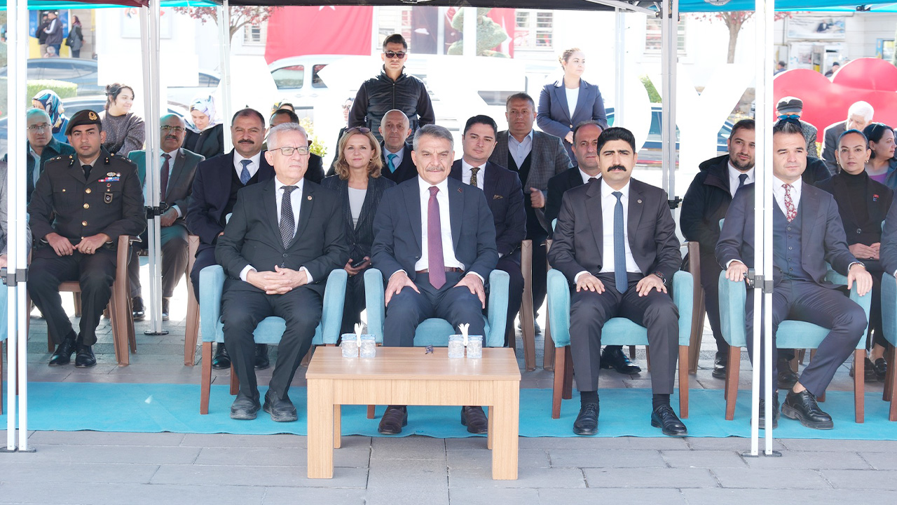 Atatürkün Yozgata Gelişi (8)