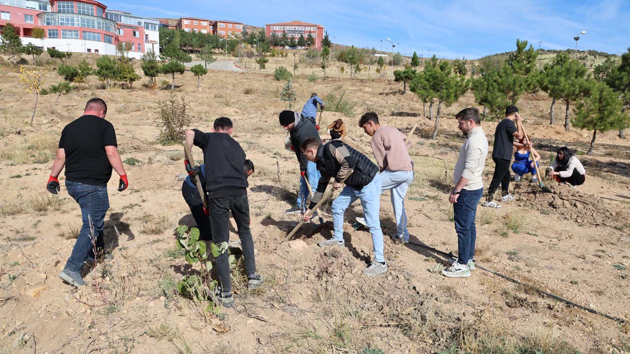 Bozok Ağaçlandırma Mezuniyet (4)