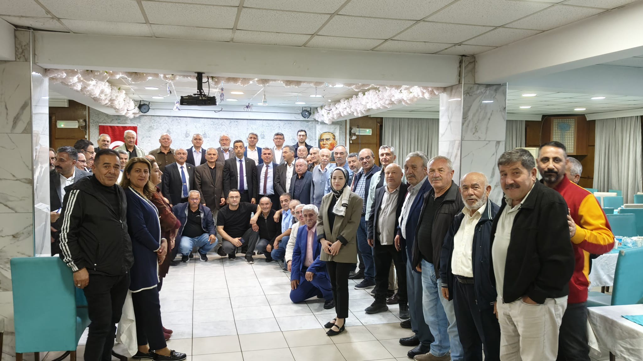 Fikir Alışverişinde Bulundular (1)