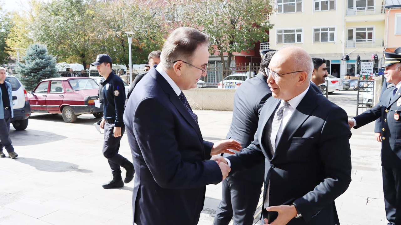 Gencay Koyunbasoğlu Hayırlı Ziyaret (3)