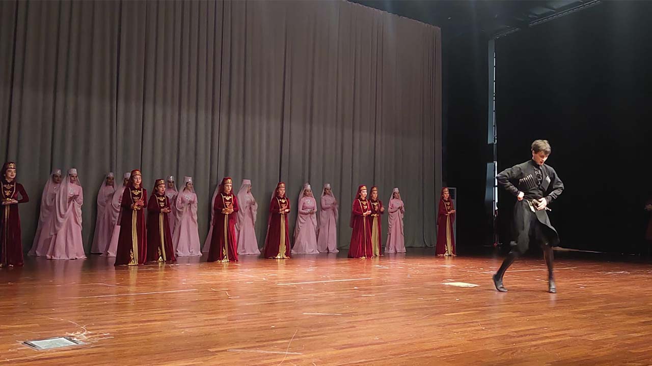 Halk Oyunları Şenliği Üniversite (5)