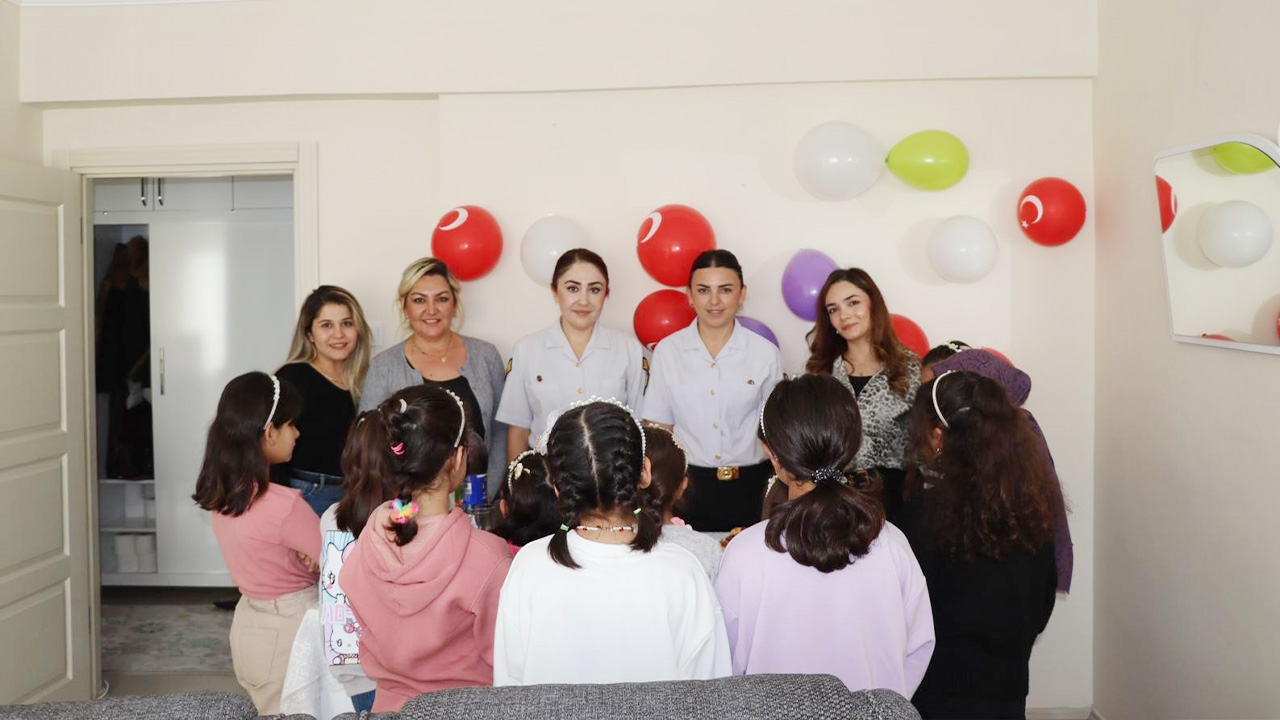 Kız Çocukları Günü