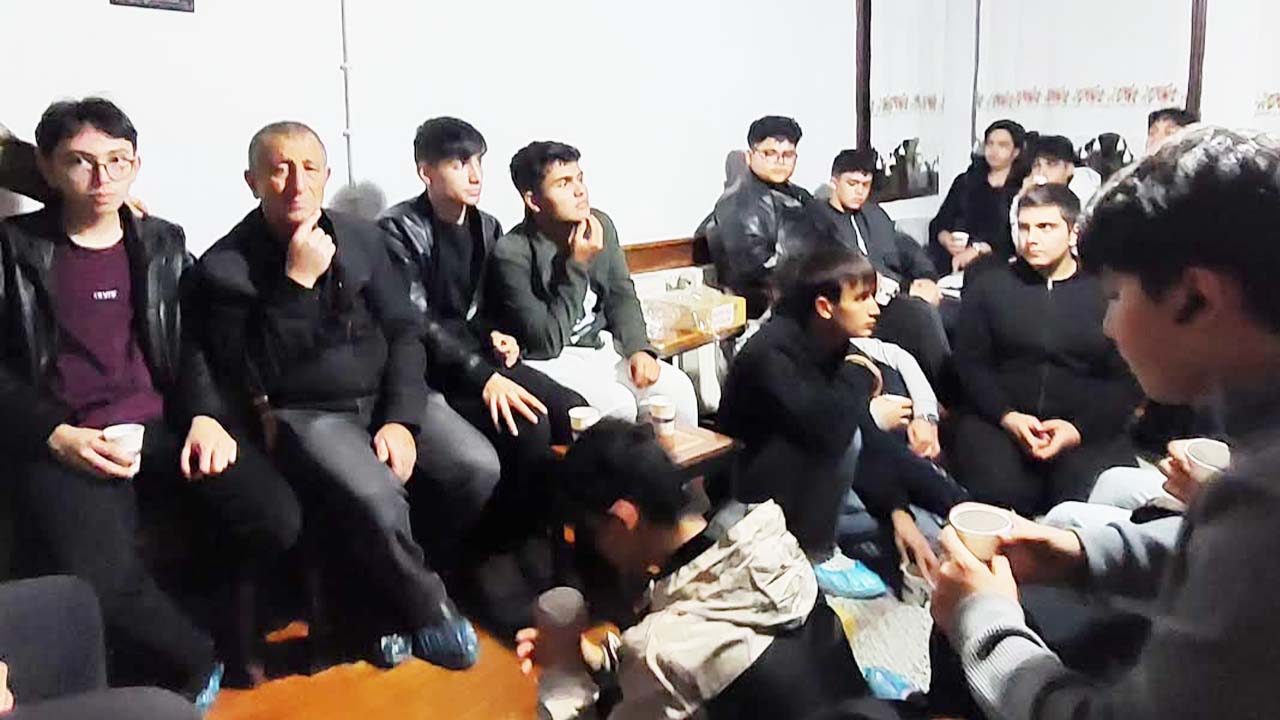 Şehitler Fen Lisesi Sabah Namazı (4)