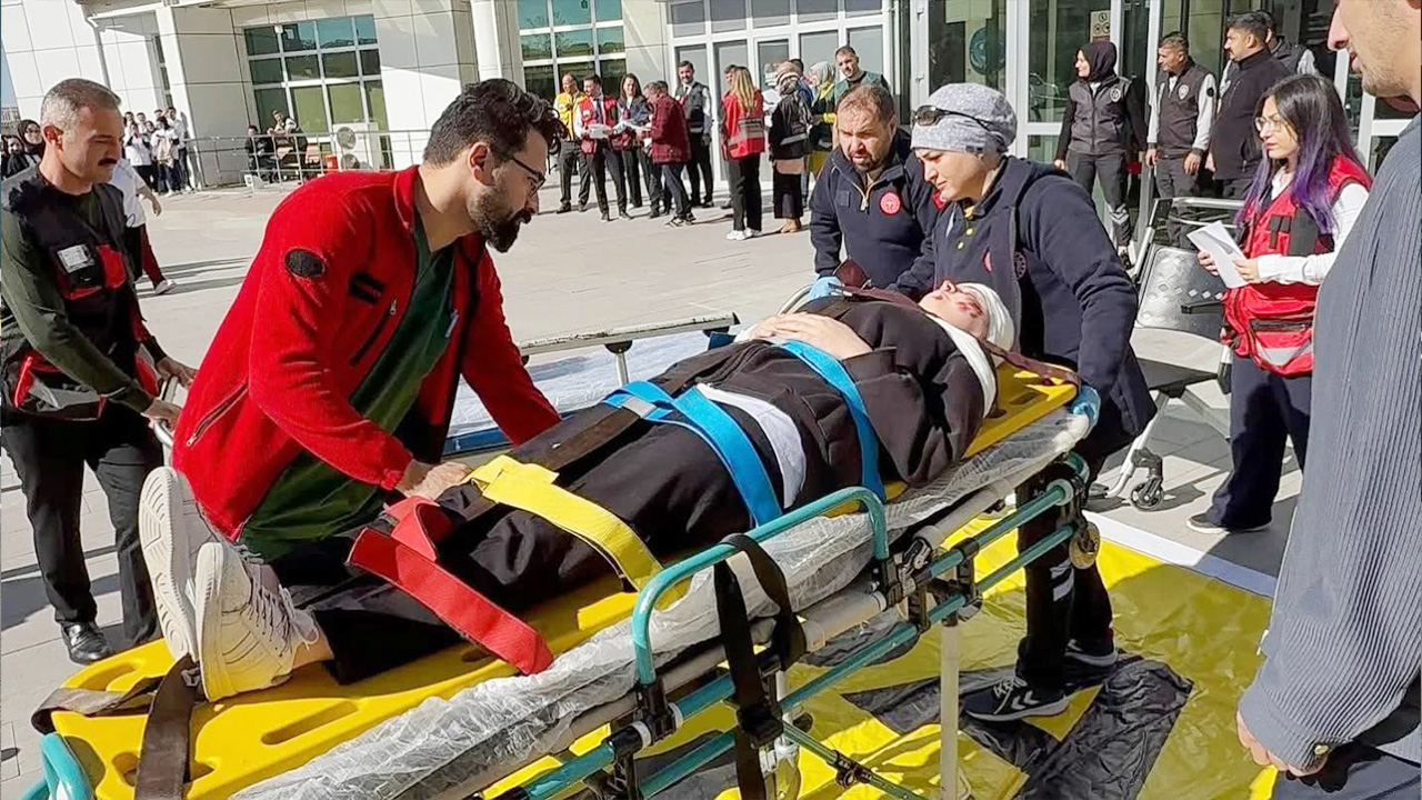 Sorgun Devlet Hastanesi Mezun (6)