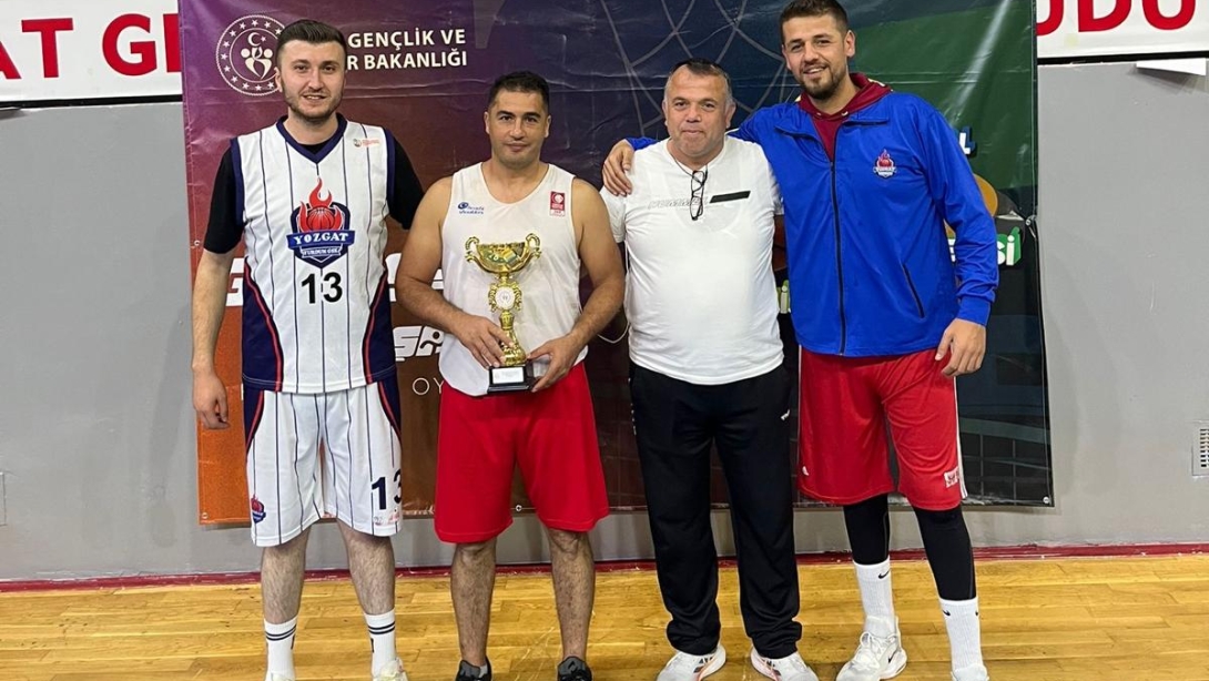 Şşampiyon Milli Eğitim Spor Haberi̇