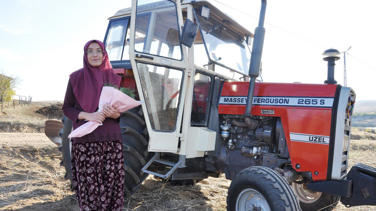 Toprağın Kadınları Kapak