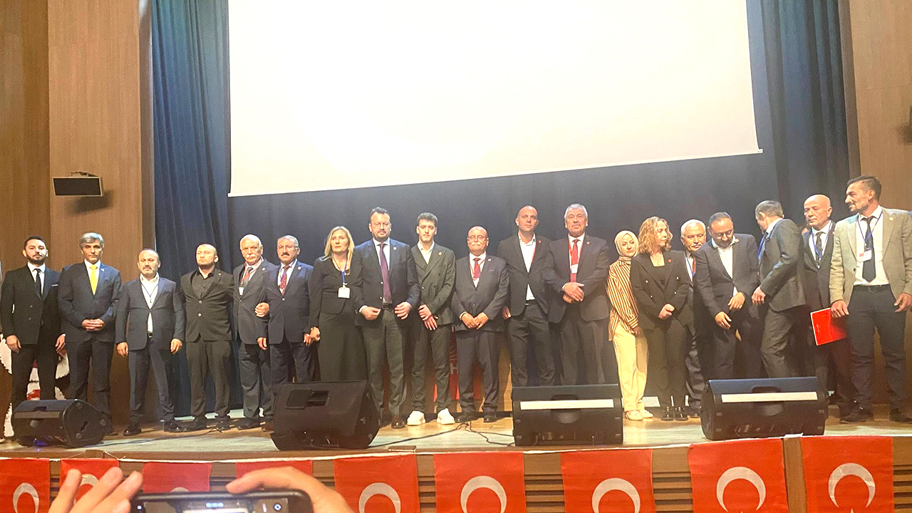 Yaşar Güven Tazeledi