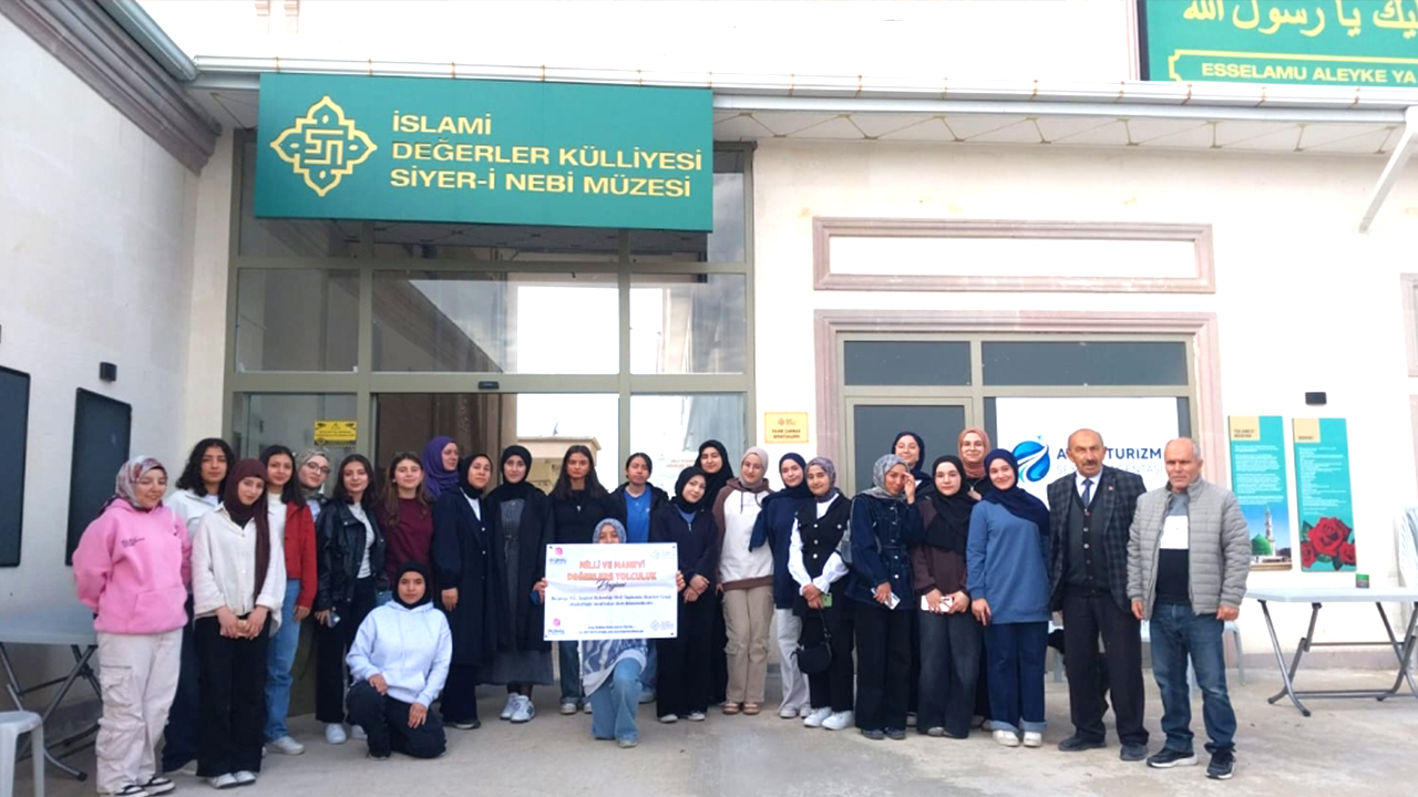 Yozgat Ayşe Ilıcak Okulu Manevi Değerlere Yolculuk (2)