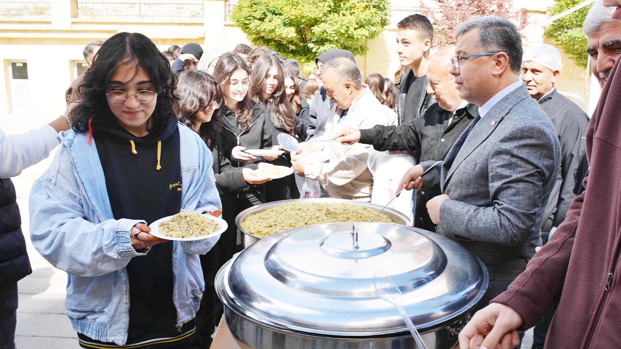 Yozgat Lisesi Pilav (1)
