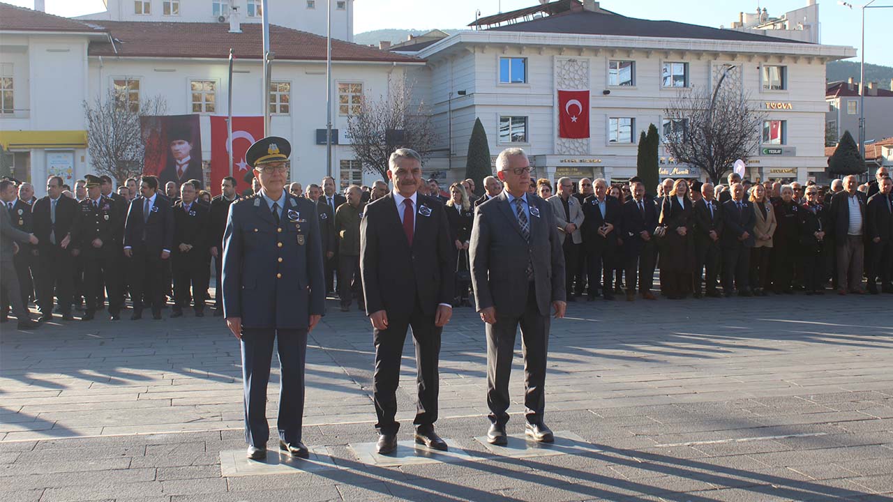 10 Kasım Atatürk (2)