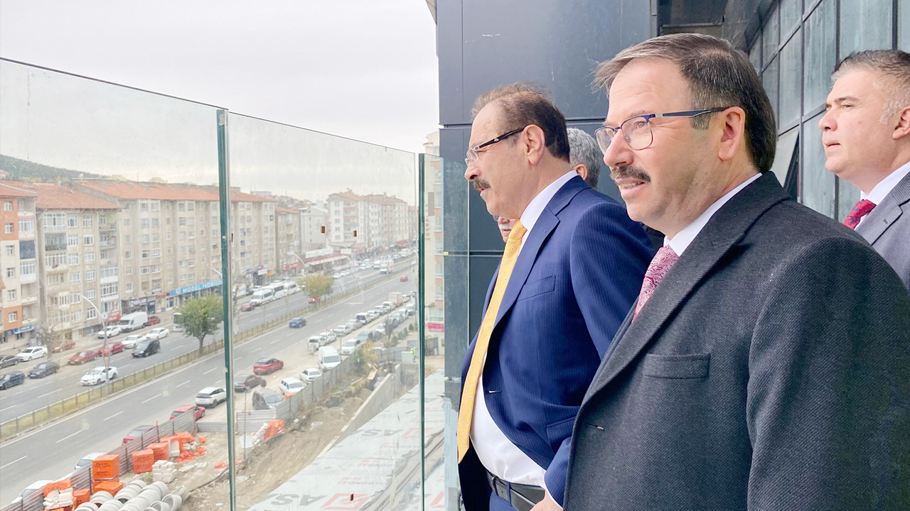 Akgülden Sıkı Takip (1)