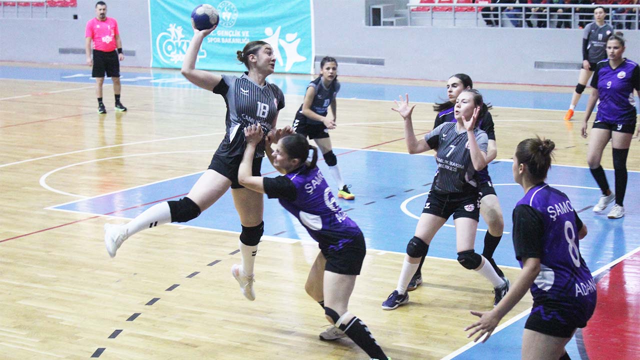 Hentbol Aile Sosyal (2)