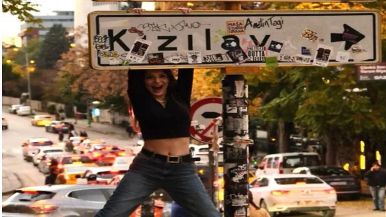 Kizilay Tabelasi Neden Viral Old