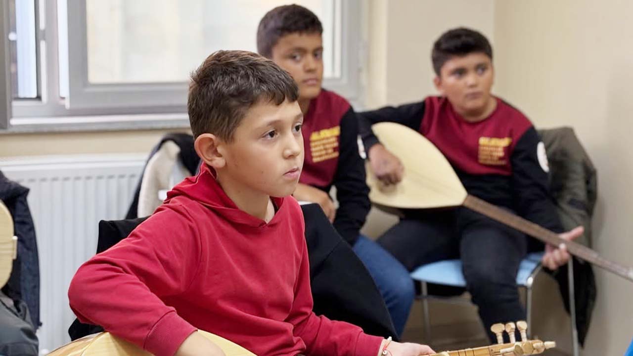 Sorgun Gençlik Merkezi Bağlama (2)