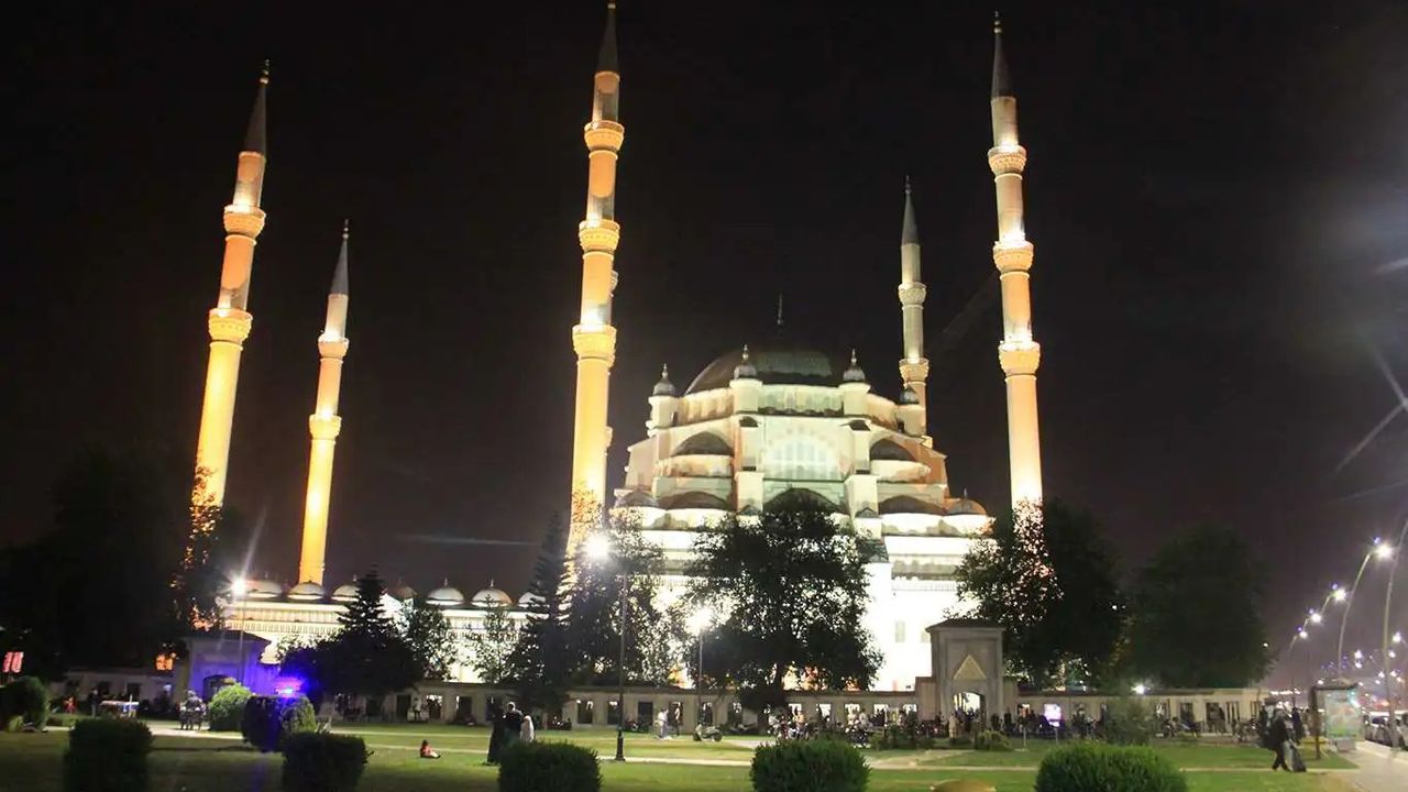 33 Yıl Sonra Bir İlk-1