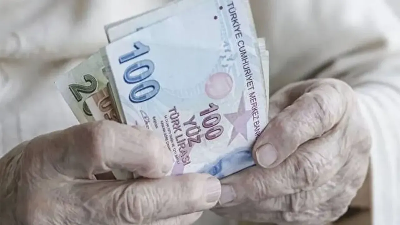 Aralık Ayı Yaşlı Ve Engelli Aylıkları Hesaplara Yatırılmaya Başlandı (2)