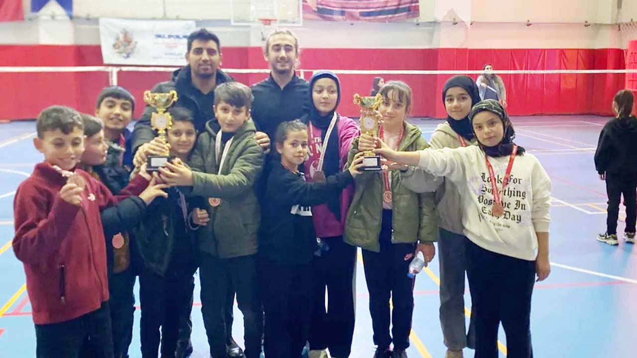 Çekerek Badminton (2)