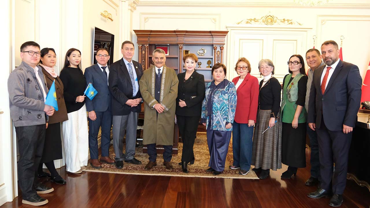 Erkut Ziyaret Kazakistan (1)