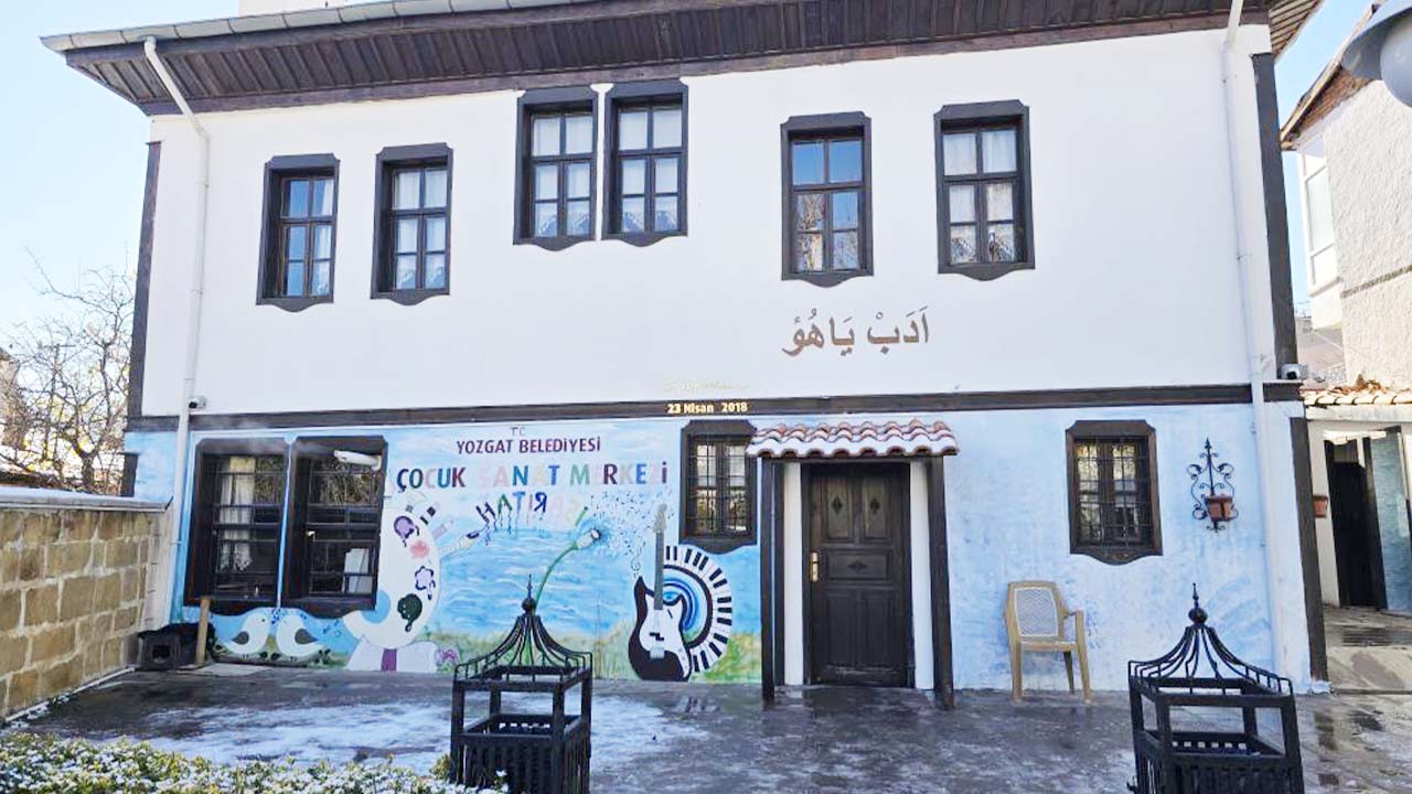 Konak Eğitim Merkezi (1)