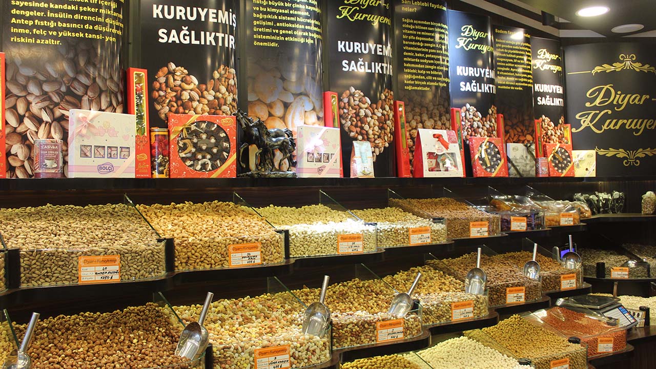 Kuruyemiş Salih Yılbaşı (1)