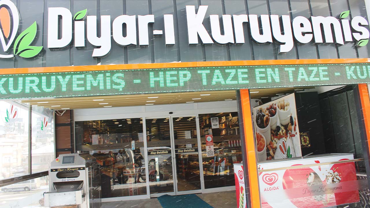 Kuruyemiş Salih Yılbaşı (3)