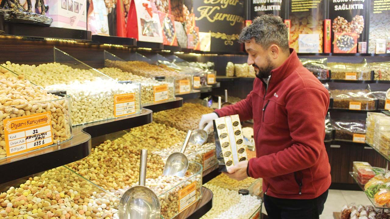 Kuruyemiş Salih Yılbaşı (5)