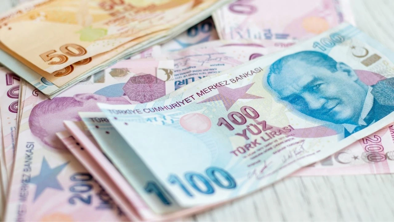 Memur Ve Emeklilerin Maaş Artışı 5 Ocak’ta Netleşecek-1