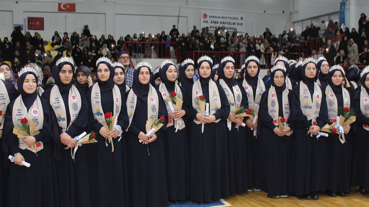 Üç Aylar Hafızlık İcazetiyle Karşılandı (7)