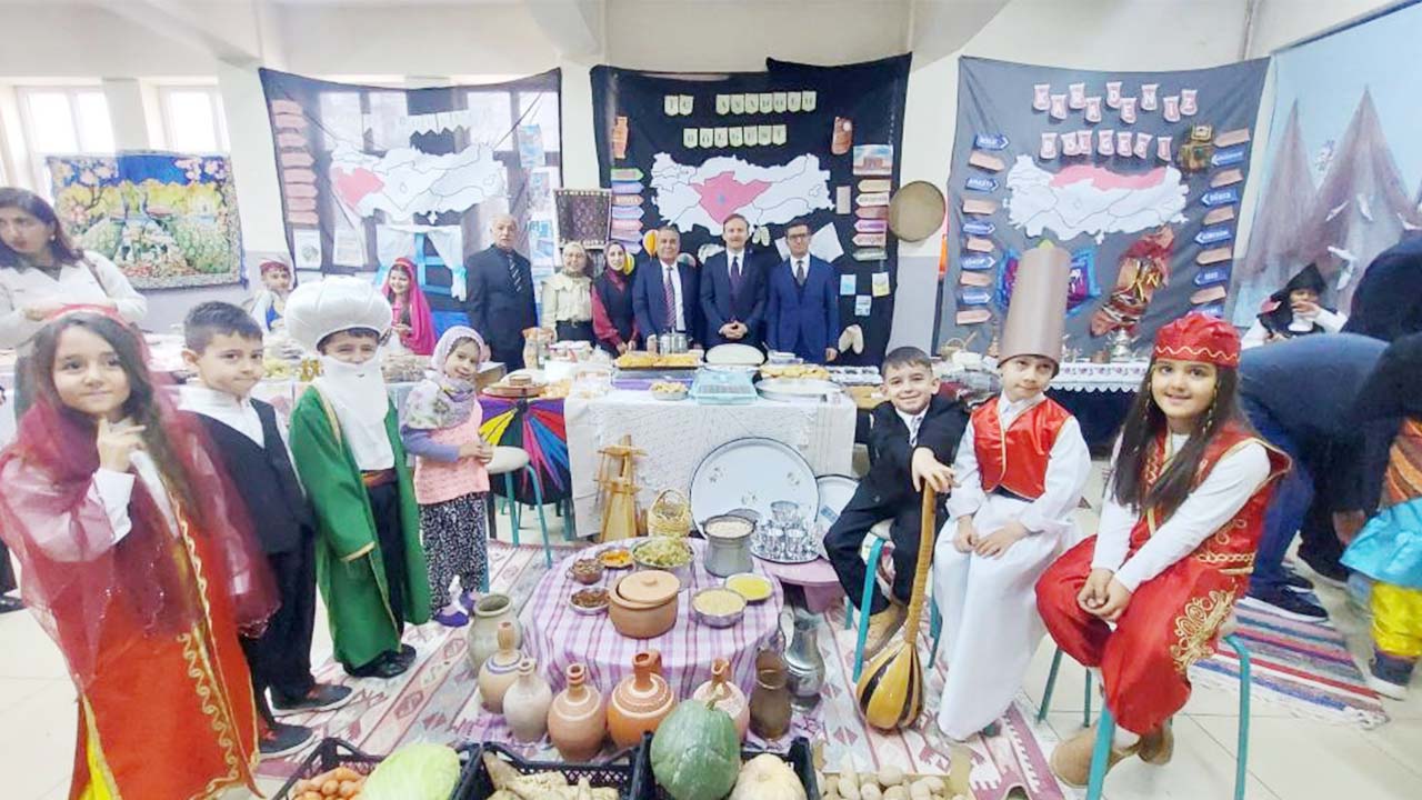 Yedi Bölge Tek Çatı Altında (1)