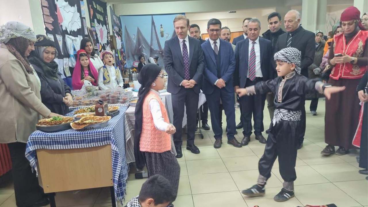 Yedi Bölge Tek Çatı Altında (4)