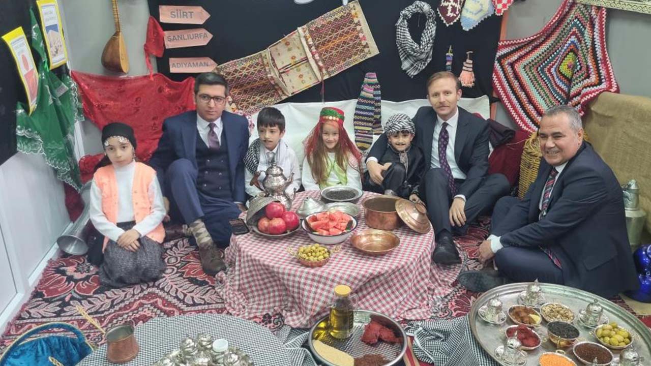 Yedi Bölge Tek Çatı Altında (5)-1