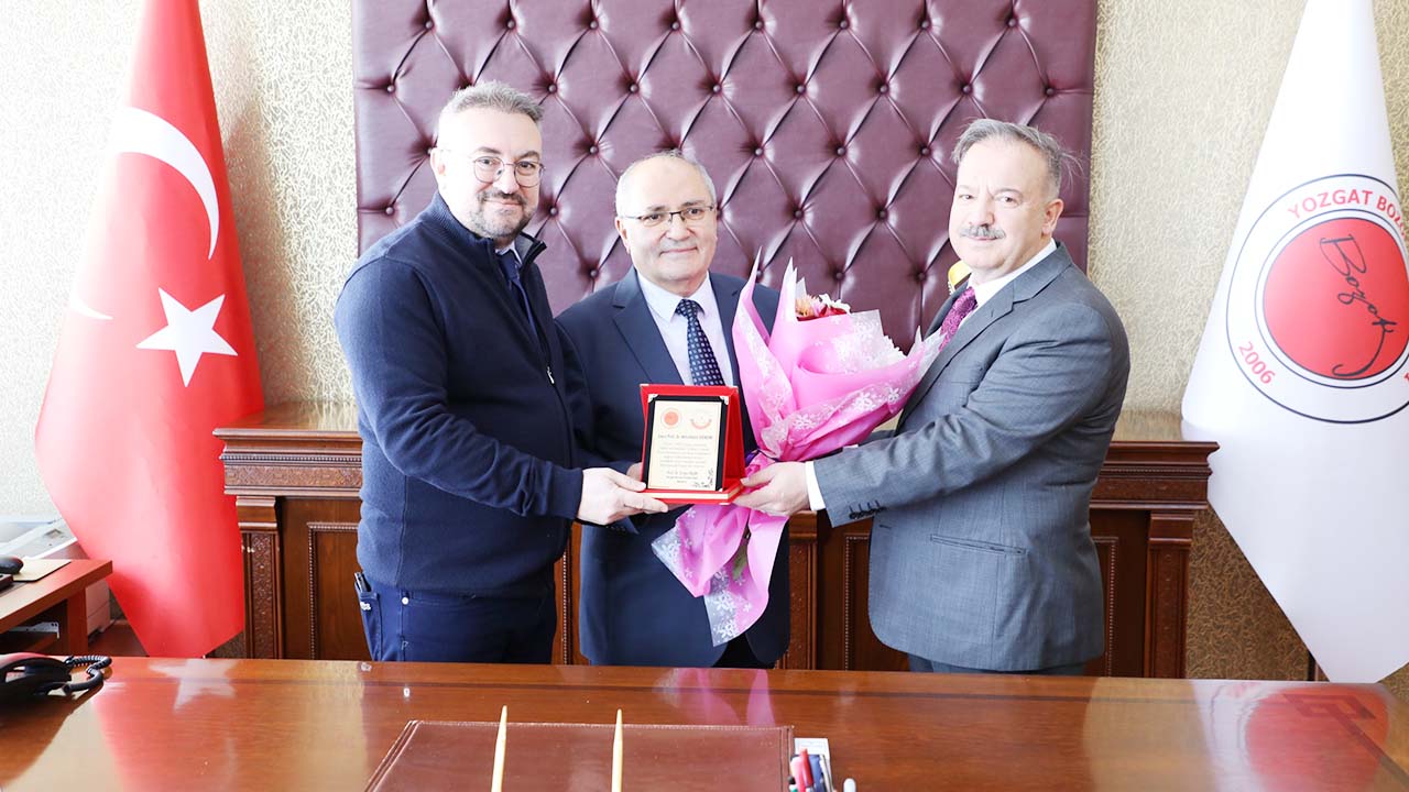 Yobü Ilahiyat Dekanlık (2)