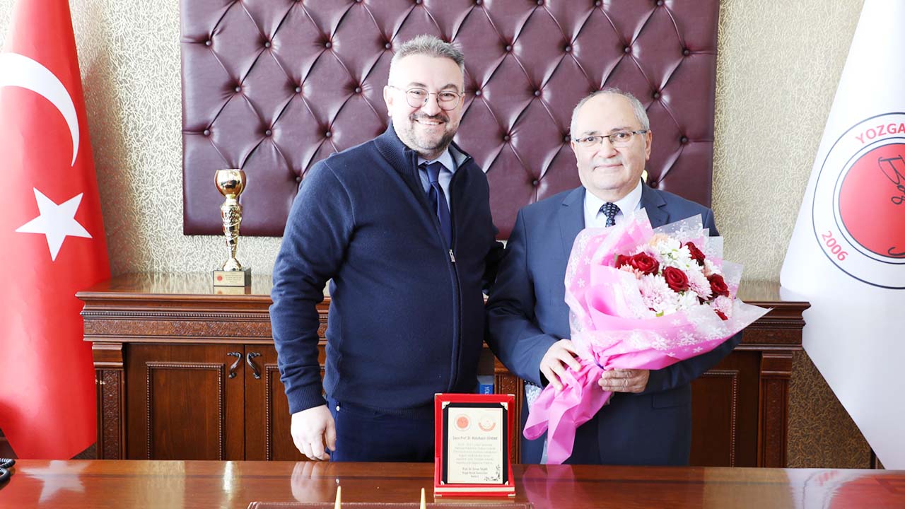 Yobü Ilahiyat Dekanlık (3)