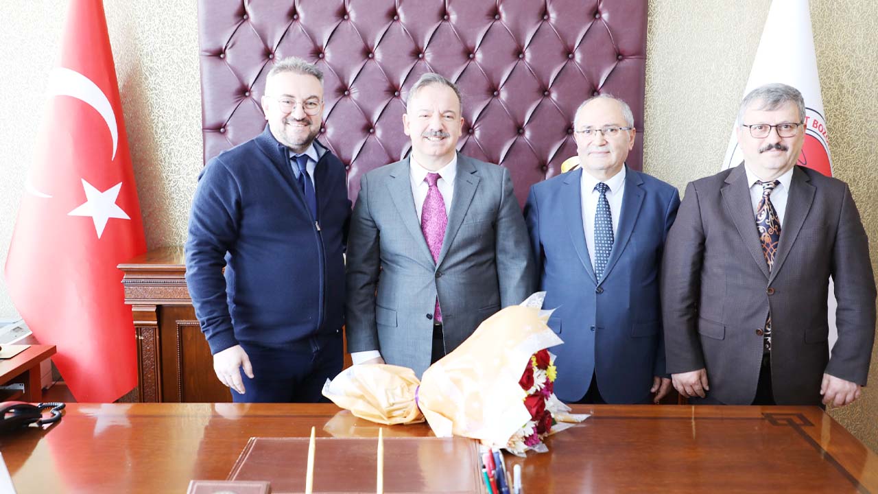 Yobü Ilahiyat Dekanlık (4)