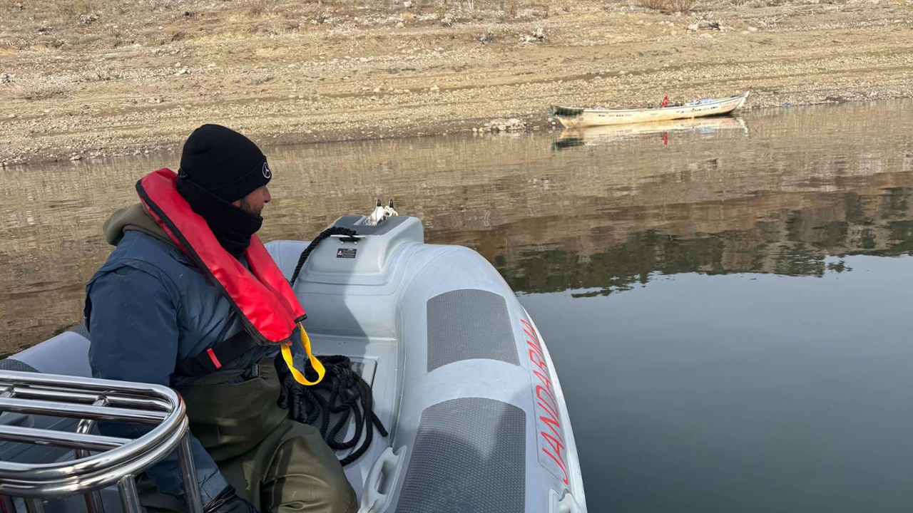 Yozgat'ta Kayip Tekneyi̇ Jandarma Buldu 1