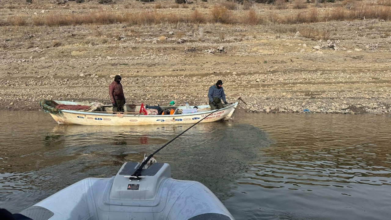 Yozgat'ta Kayip Tekneyi̇ Jandarma Buldu